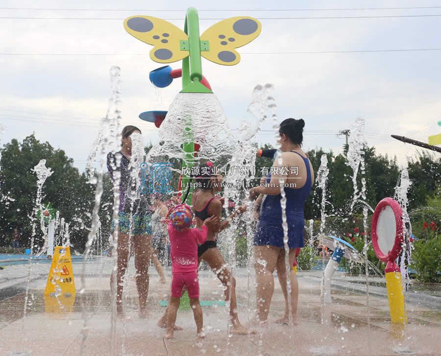 中小型水上樂園如何選擇合適的水上游樂設備？-1204