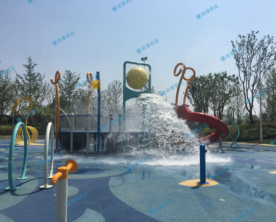 倒水桶水上滑梯組