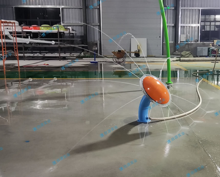 UFO飛船戲水游樂設(shè)備定制