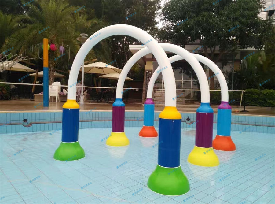 兒童游樂設施需設置護欄-7458