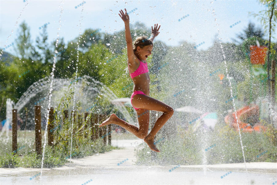 簡析判斷水上游樂設備質量的好壞的方法-7742