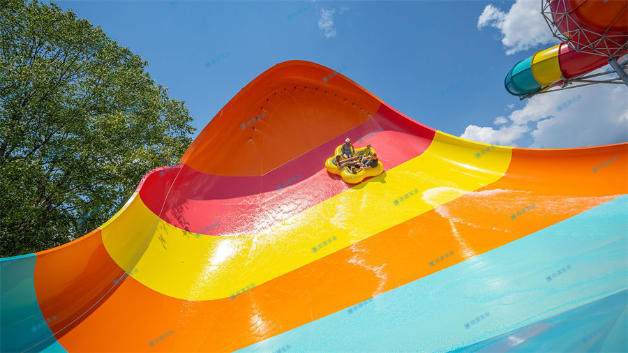 水上樂園設(shè)計的水上沖浪和水上滑水如何提供運(yùn)動挑戰(zhàn)？-7446