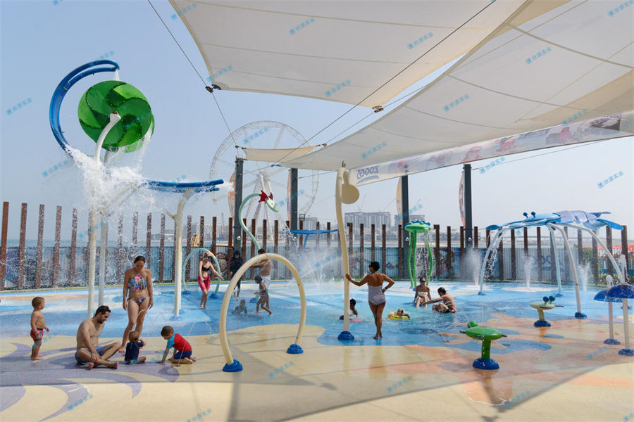 【水上游樂設備廠家】兒童滑水入門