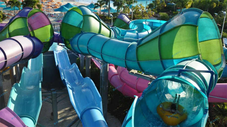 水上樂園人造海浪設備投資成本高嗎