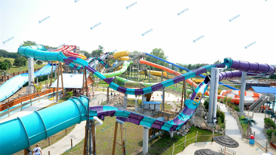 移動(dòng)水上樂(lè)園,對(duì)于水上樂(lè)園設(shè)計(jì)這三個(gè)關(guān)鍵點(diǎn)需要投資者務(wù)必注意-7497