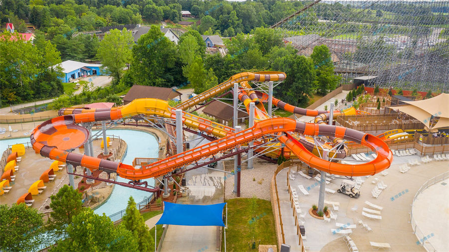 水上沖關設備能夠帶來大的利益-7948