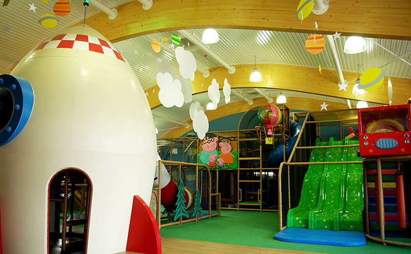 室內(nèi)兒童游樂設(shè)備
